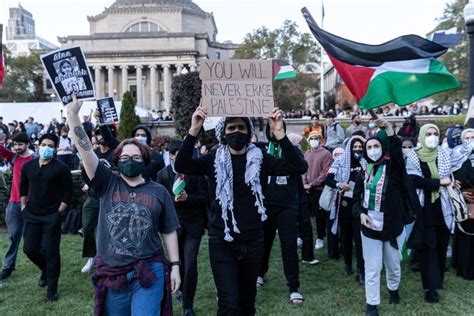 Clashes over Israel-Hamas war shatter students’ sense of safety on US college campuses